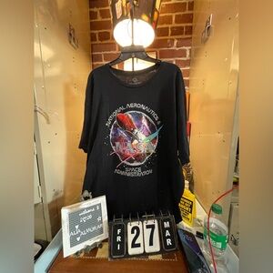 Akademiks T-Shirt Men Rocket NASA Graphic Tee Black Streetwear